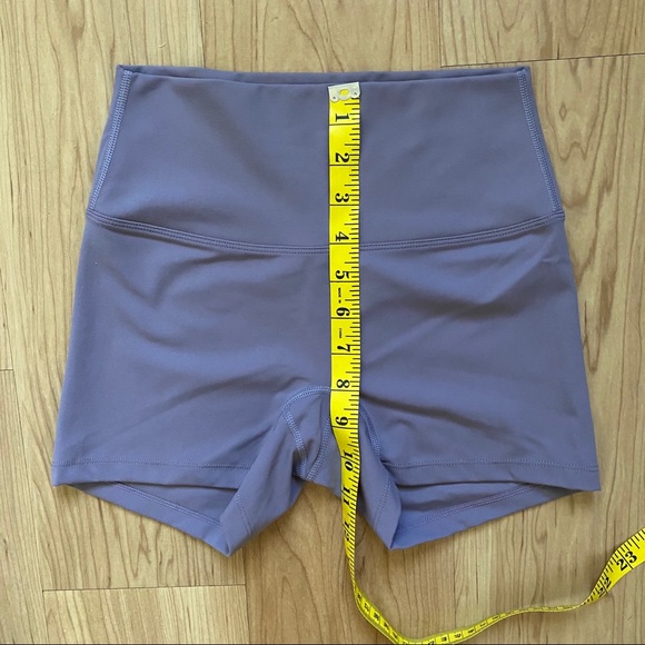 No Front Seam Shorts - Light Purple - XS - Picture 6 of 7